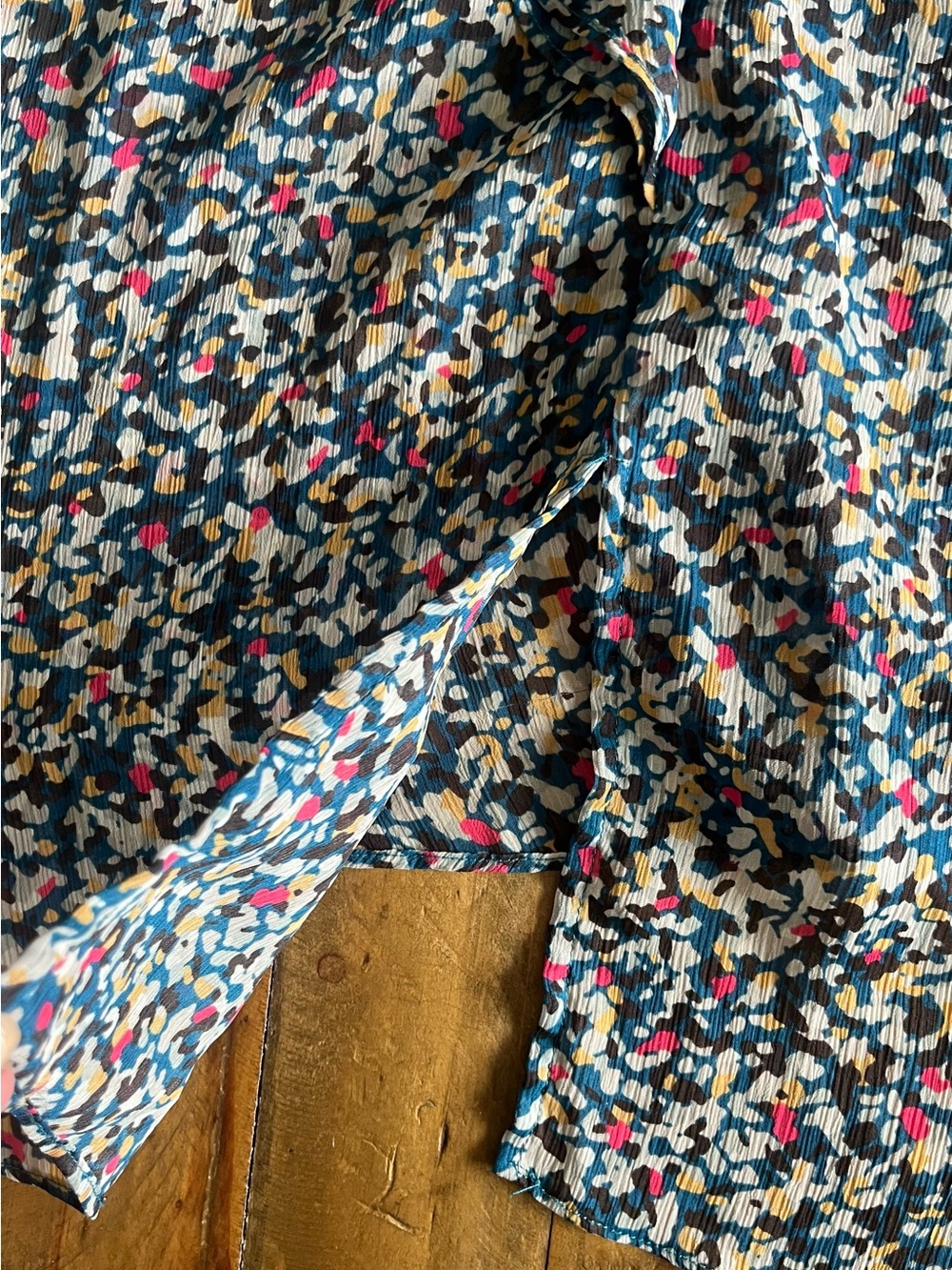 BCBGeneration Boho Sheer Ruffle Sleeve Floral Blouse Cottagecore US L - Picture 10 of 11